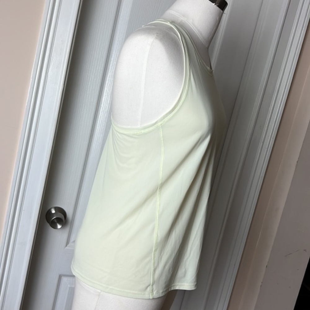 Athleta - Picture 3 of 9